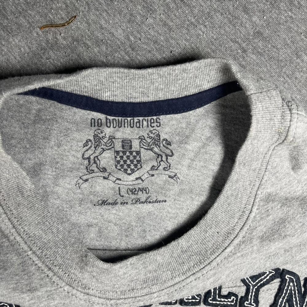 No Boundaries Brooklyn 1923 Graphic Men's T-Shirt, Size Large - Picture 4 of 4